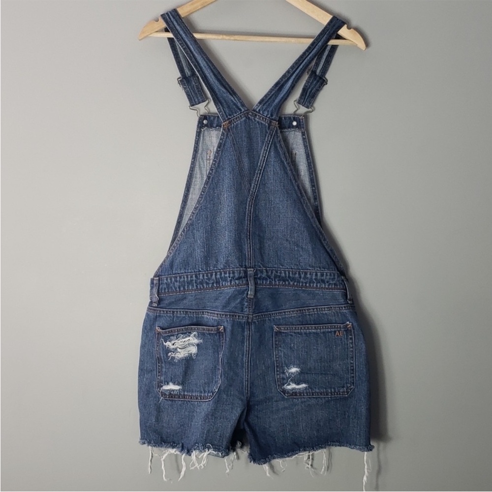 American Eagle Distressed Tomgirl Shortall Denim
Overalls in Medium Wash, Small - Picture 4 of 6